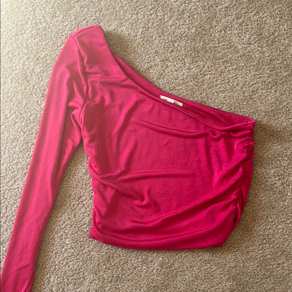 Elegant Pink One-Shoulder Top